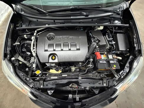 Used 2014 Toyota Corolla S FWD image 31