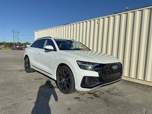 Used 2019 Audi Q8 Prestige AWD/4WD image 1