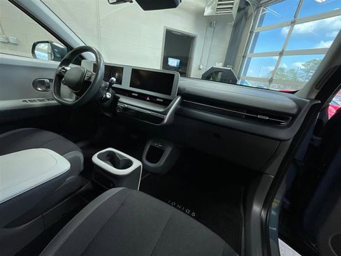 Used 2023 Hyundai Ioniq 5 SE image 28
