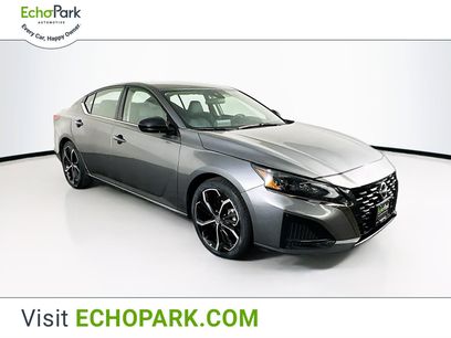 Used 2023 Nissan Altima 2.5 SR