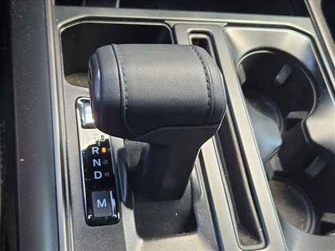 Used 2025 Ford F150 Lariat w/ Equipment Group 502A High AWD/4WD image 10