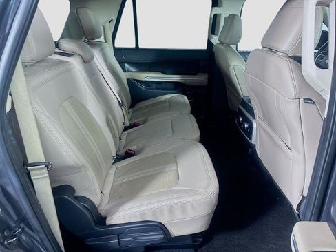 Certified 2022 Ford Expedition Max Limited RWD image 30