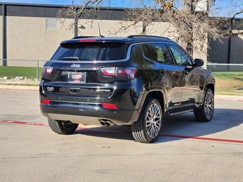 Used 2022 Jeep Compass Limited w/ Elite Group image 14