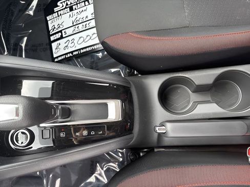 New 2025 Nissan Versa SR w/ Trunk Package image 15