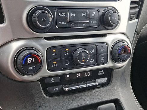 Used 2019 GMC Yukon SLE w/ Convenience Package AWD/4WD image 18