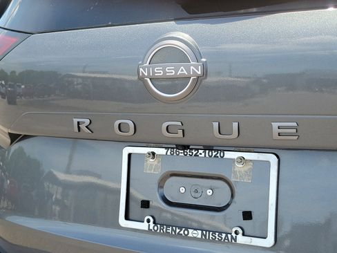 New 2026 Nissan Rogue SV FWD image 8