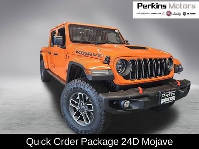 New 2025 Jeep Gladiator Mojave w/ Steel Bumper Group