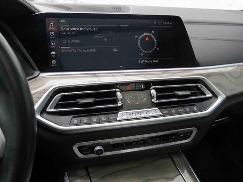 Used 2020 BMW X5 M50i w/ Premium Package image 25