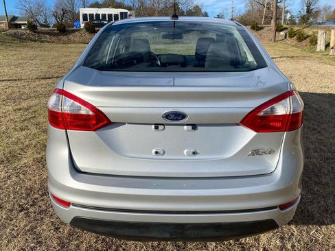 Used 2015 Ford Fiesta S image 3