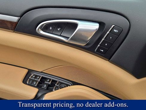 Used 2016 Porsche Cayenne image 21