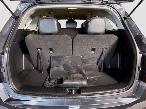 Used 2024 Kia Sorento S image 35