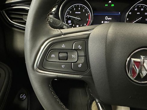 Used 2022 Buick Encore GX Essence w/ Experience Buick Package AWD/4WD image 9