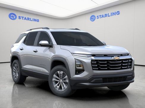 New 2026 Chevrolet Equinox LT w/ Convenience Package II FWD image 6