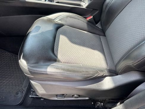 Used 2022 Jeep Compass Latitude w/ Sun and Sound Group image 11