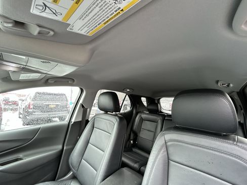 Used 2023 Chevrolet Equinox LT image 13