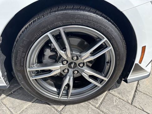 Used 2024 Ford Mustang Coupe image 4