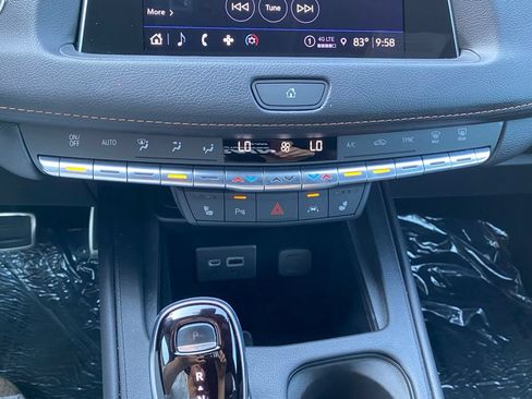 Used 2023 Cadillac XT4 Sport w/ Cold Weather Package FWD image 17