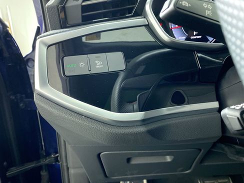 Certified 2025 Audi Q3 2.0T Premium Plus w/ Premium Plus Package image 14