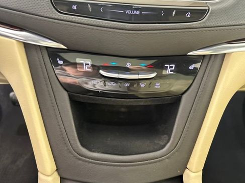 Used 2019 Cadillac XT5 Luxury image 23