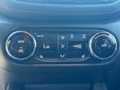 Used 2023 Chevrolet TrailBlazer RS w/ Convenience Package image 25