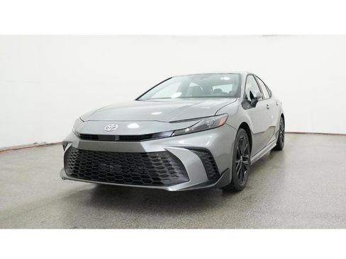 New 2026 Toyota Camry SE image 36