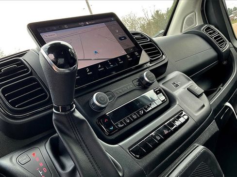 New 2025 RAM ProMaster 3500 w/ Premium Convenience Group image 8