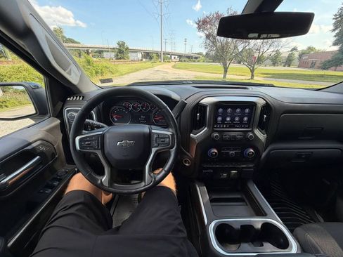 Used 2021 Chevrolet Silverado 1500 RST w/ True North Edition Plus AWD/4WD image 11