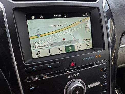 Used 2018 Ford Explorer Limited FWD image 9
