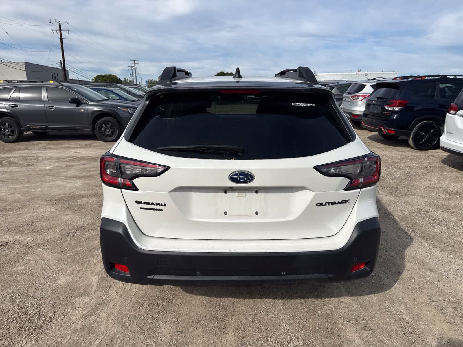 Used 2023 Subaru Outback Onyx Edition AWD/4WD image 13