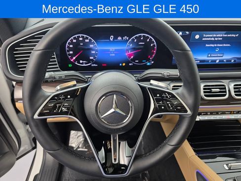 Used 2025 Mercedes-Benz GLE 450 4MATIC image 18