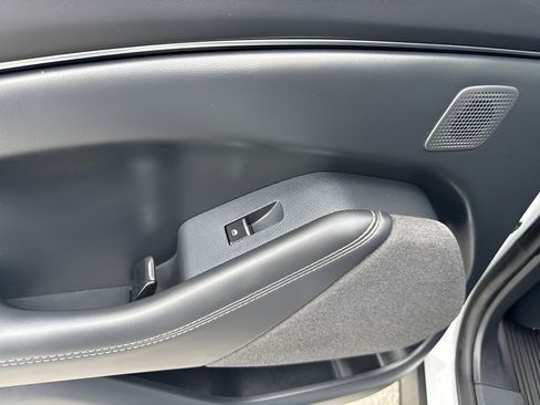 Used 2023 Ford Mustang Mach-E Premium AWD/4WD image 28
