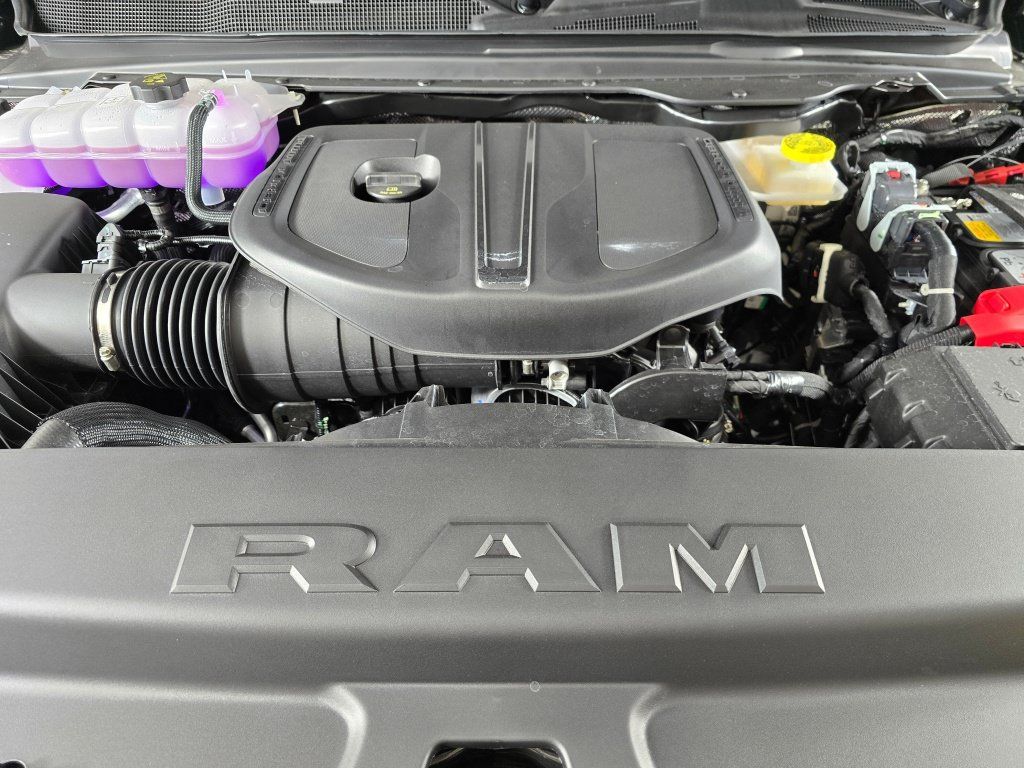New 2026 RAM 1500 Big Horn AWD/4WD image 14