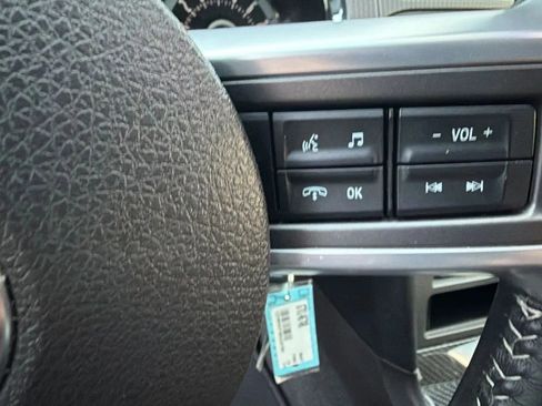 Used 2013 Ford Mustang GT Premium w/ Comfort Pkg image 27