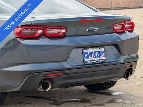 Used 2020 Chevrolet Camaro LT image 6