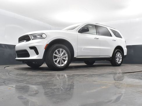 Used 2024 Dodge Durango SXT image 51