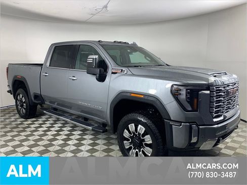 Used 2025 GMC Sierra 3500 Denali w/ Denali Reserve Package image 13