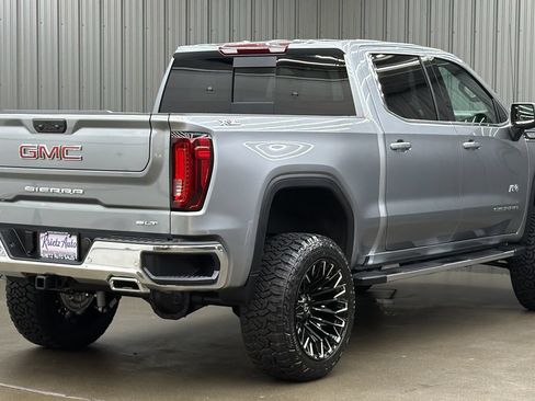 Used 2026 GMC Sierra 1500 SLT AWD/4WD image 5