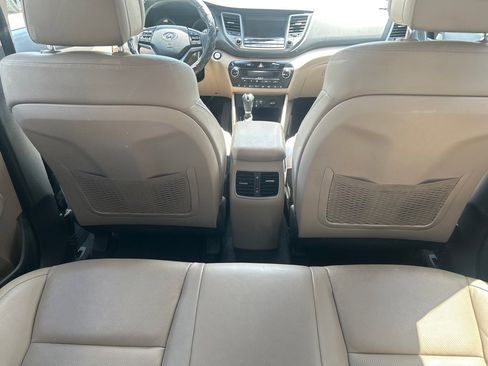 Used 2016 Hyundai Tucson Limited w/ Option Group 03 image 8