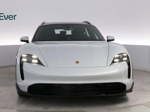 Used 2022 Porsche Taycan 4 Cross Turismo image 3