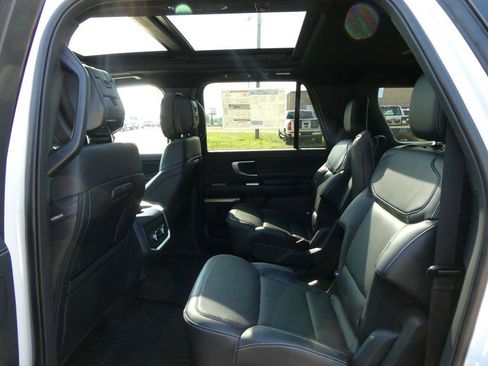 New 2027 Ford Expedition Max Platinum w/ Stealth Appearance Package AWD/4WD image 15