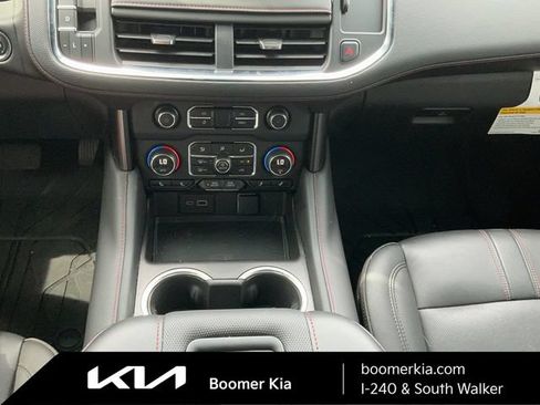 Used 2024 Chevrolet Suburban RST w/ Luxury Package AWD/4WD image 26