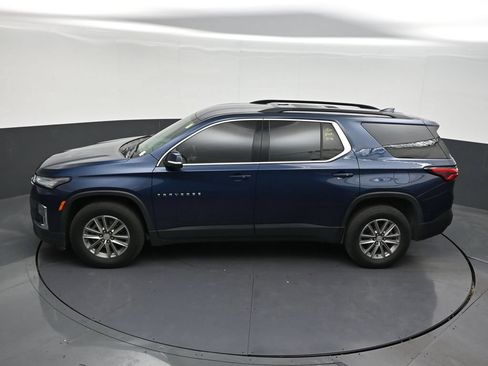 Used 2023 Chevrolet Traverse LT FWD image 17