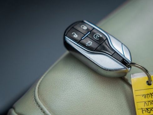 Used 2018 Maserati Levante S GranSport image 51