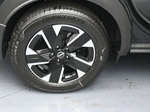 New 2026 Nissan Kicks SV w/ SV Premium Package AWD/4WD image 5