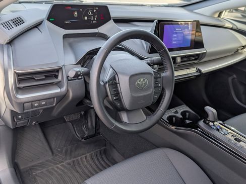 Used 2023 Toyota Prius LE image 14