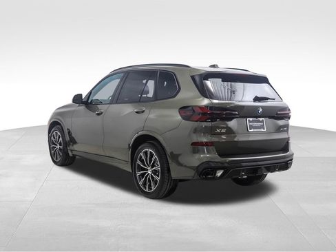 New 2026 BMW X5 xDrive40i w/ Executive Package image 3
