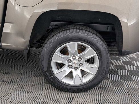 Used 2016 GMC Canyon SLE w/ SLE Convenience Package image 14