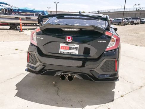 Used 2017 Honda Civic Sport image 8