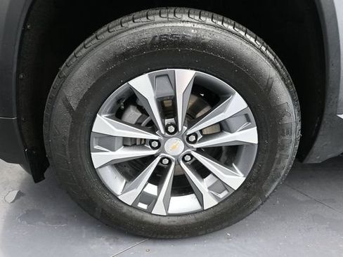 Used 2025 Chevrolet Equinox LT w/ Convenience Package II FWD image 21