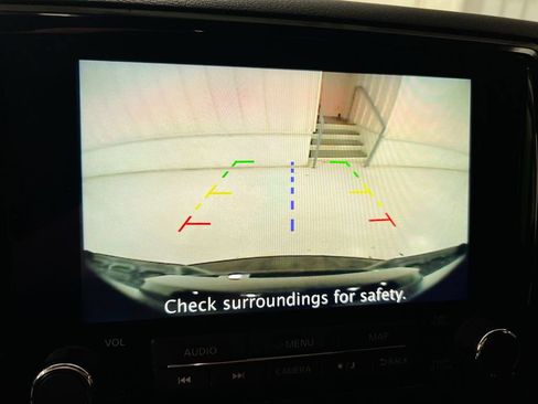 Used 2024 Nissan Frontier Pro-X RWD image 16